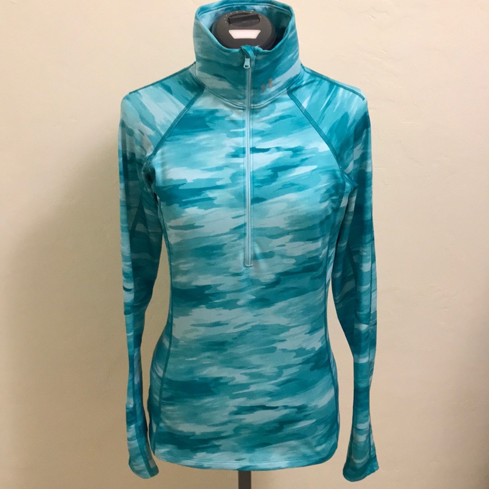 Under Armour Cold Gear Medium 1/2 Zip Camo design top